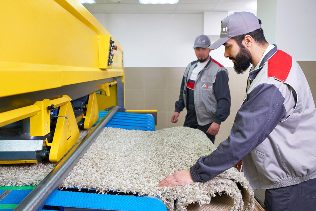 Teppichreinigung & Reparatur: So bleiben Ihre Teppiche wie neu