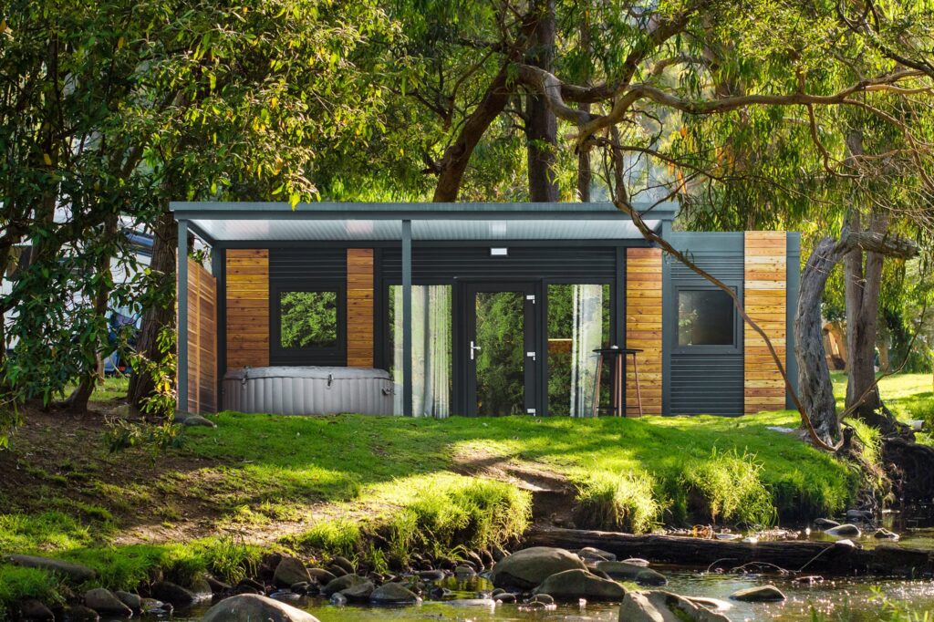 Tiny House vs. Wohncontainer: Was passt besser zu Ihrem Lebensstil?