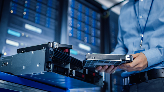 GPU Server mieten bei menkisys.at: Maximale Leistung für Ihre KI- und Machine-Learning-Projekte