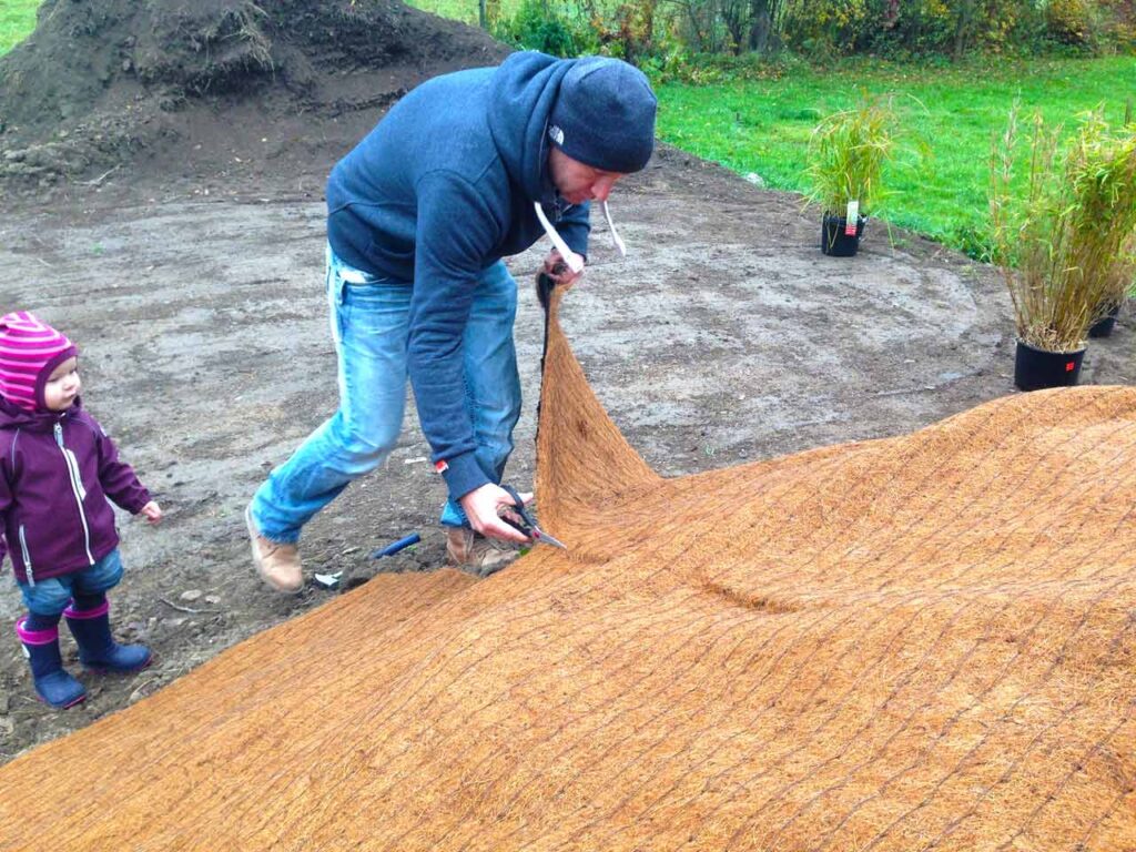 Kokos-Mulchmatten: Die umweltfreundliche Mulchlösung für Gartenliebhaber Kokos-Mulchmatten