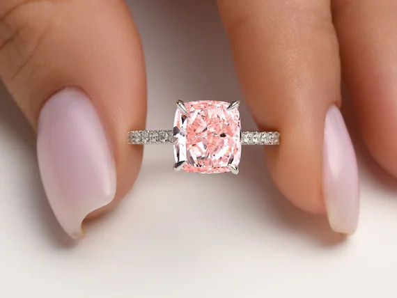 Farben der Natur: Die Welt der natürlichen Fancy Diamanten
