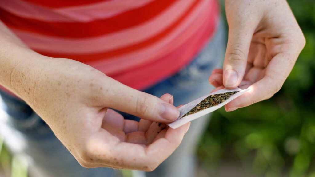 Drogenkonsum bei Kindern: Erste Anzeichen und was du dagegen tun kannst