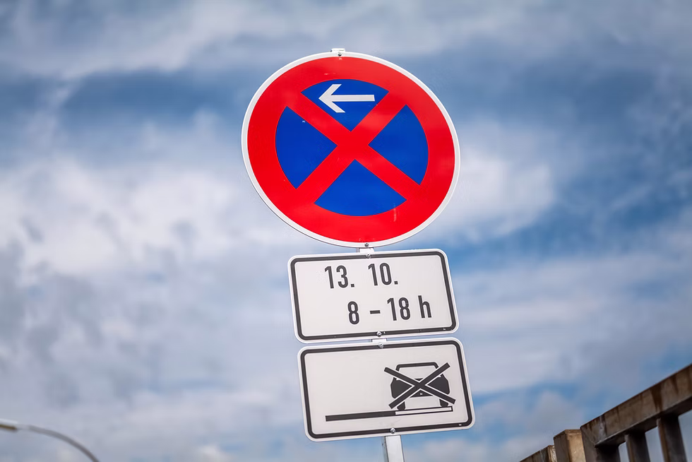 Halteverbot Berlin günstig – Die besten Angebote
