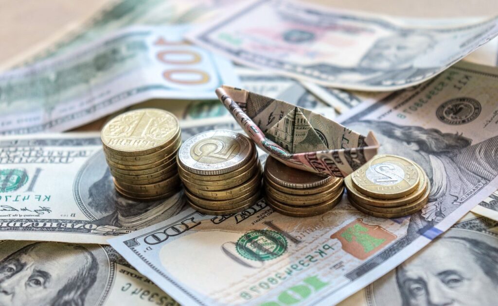 Pfund kaufen oder Euro? Unterschiede beim Fake-Geld erklärt