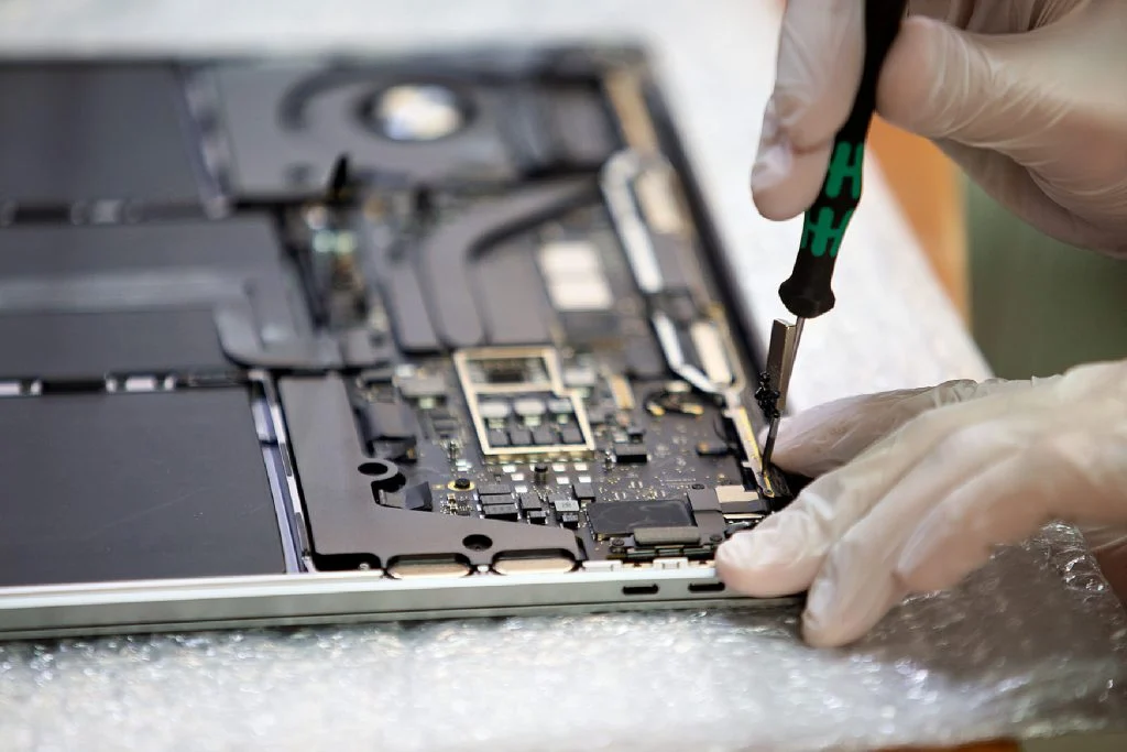 đź”§ Originalteile oder Drittanbieter? Tipps zur MacBook Reparatur