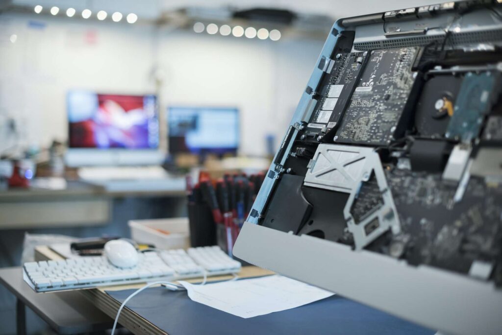 Kostenvergleich: Lohnt sich eine Computer Reparatur oder ein Neukauf?